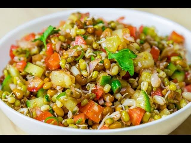 images 2025 08 01T205849.126 सकाळच्या नाश्त्यासाठी 10 हेल्दी आणि एनर्जी देणारे पदार्थ