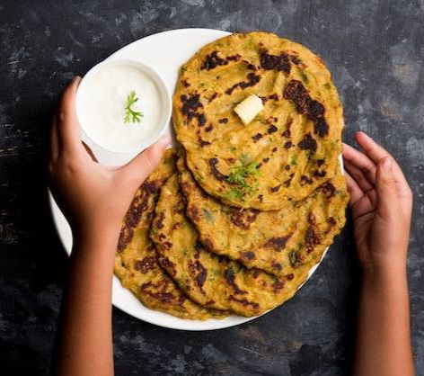 images 2025 08 01T210444.489 सकाळच्या नाश्त्यासाठी 10 हेल्दी आणि एनर्जी देणारे पदार्थ