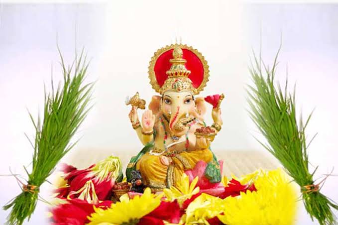 images 2025 08 18T194720.055 गणपतीच्या २१ दुर्वांचा अर्थ आणि महत्त्व | 21 Durva Significance in Marathi